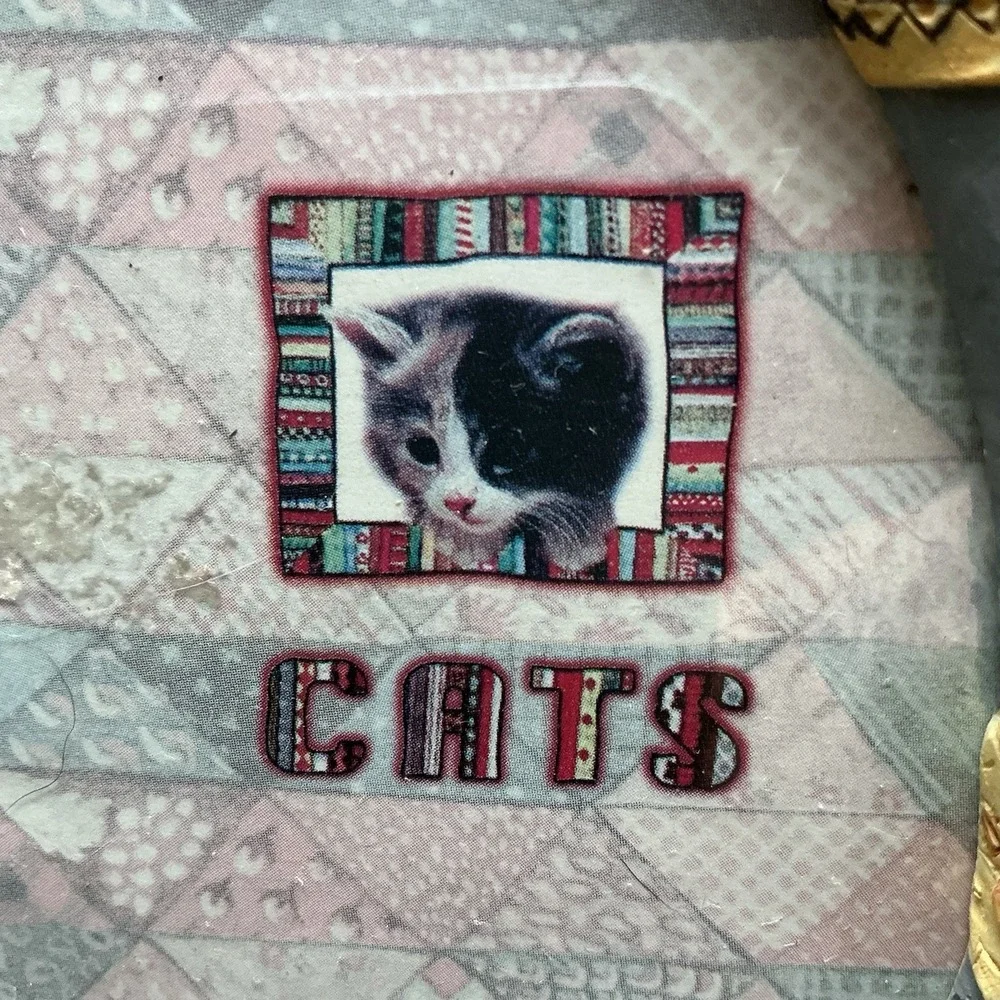 POPULAR IMPORTS vintage resin